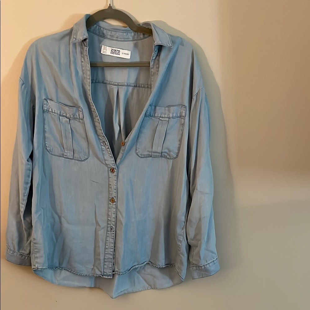 Zara Light Blue Button-Up Blouse